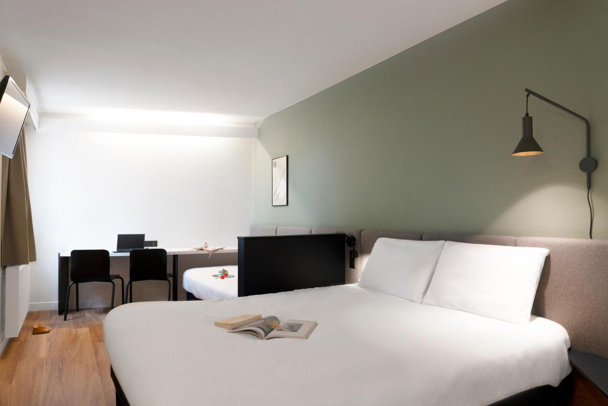 ไอบิส น็องซี บราบัว Hotel วองโดวัวร์-เลส์-นองซี ภายนอก รูปภาพ
